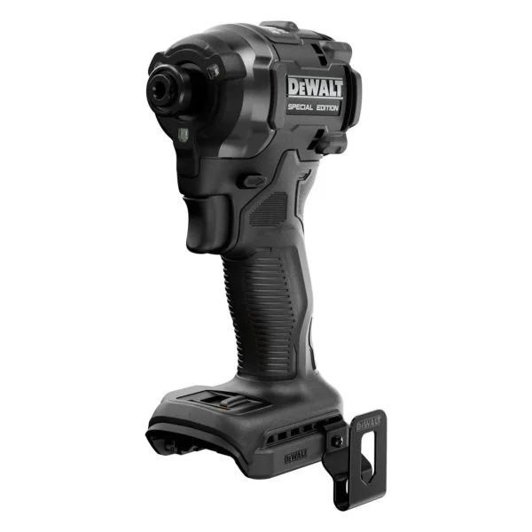Комплект акумулаторен ударен винтоверт и гайковерт DeWALT DCK2222MP2T-QW, McLaren F1 XR, 18 V, с 2 x 5 Ah батерии, зарядно у-во и куфар / DCK2222MP2T-QW Комплект акумулаторен ударен винтоверт и гайковерт DeWALT DCK2222MP2T-QW, McLaren F1 XR, 18 V, с 2 x 5 Ah батерии, зарядно у-во и куфар / DCK2222MP2T-QW